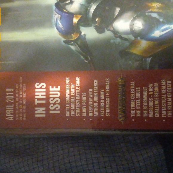 New April 2019 White Dwarf Magazine with free gift - Picture 2 of 4